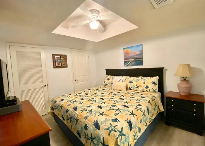 Sunswept 505 By Albvr - Beachfront Condo At A Great Location!